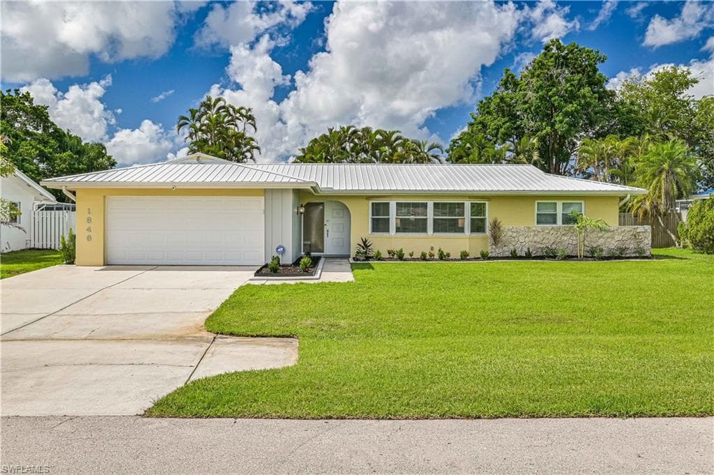 1646 S Flossmoor RD FORT MYERS, FL 33919