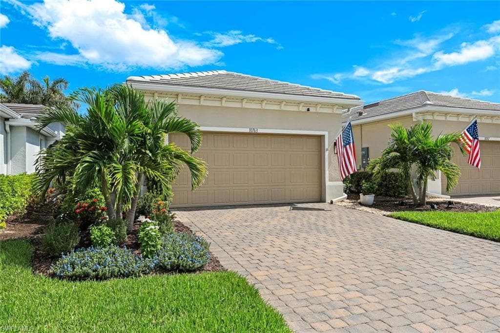 10763 Manatee Key LN ESTERO, FL 33928