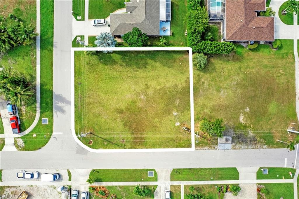 276 Tahiti RD MARCO ISLAND, FL 34145