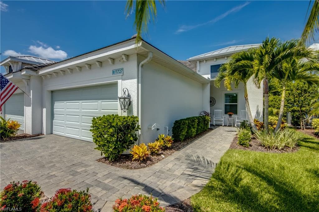11727 Solano DR FORT MYERS, FL 33966