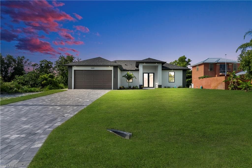 3309 9th ST W LEHIGH ACRES, FL 33971