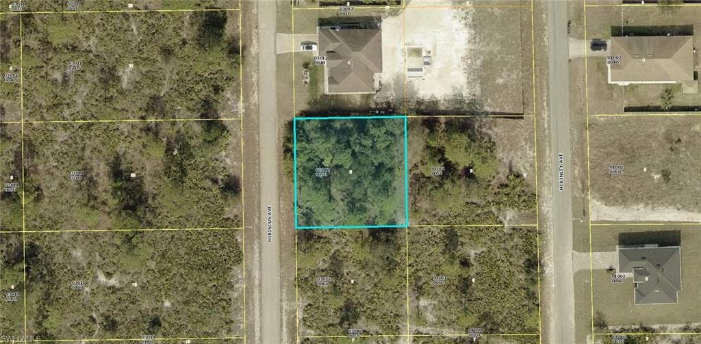 1614 Hibiscus AVE LEHIGH ACRES, FL 33972
