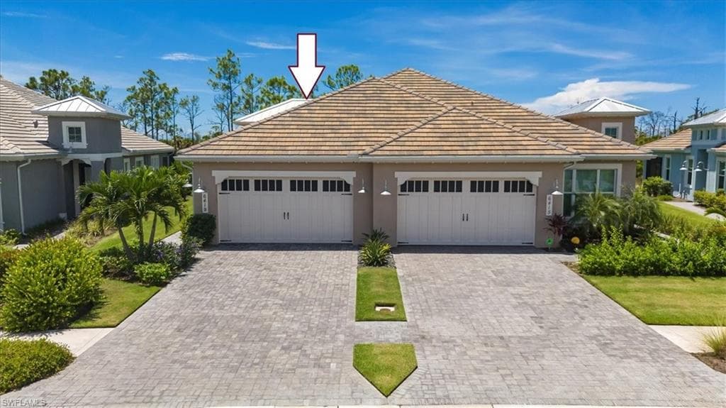 6419 Negril Isle DR NAPLES, FL 34113