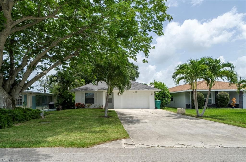 691 102nd AVE N NAPLES, FL 34108