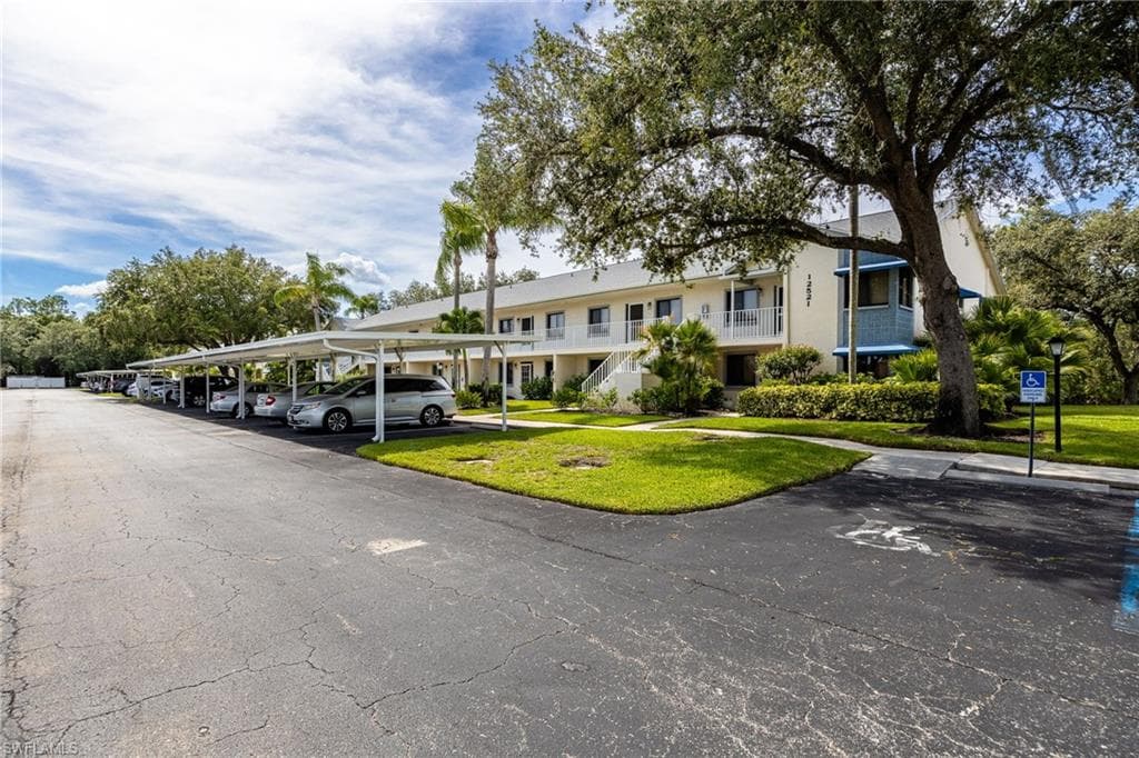 12521 Cold Stream DR 505 FORT MYERS, FL 33912
