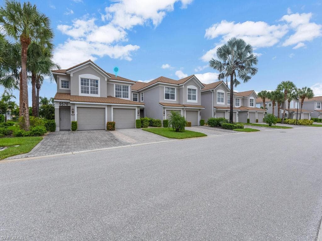 9570 Hemingway LN 3207 FORT MYERS, FL 33913