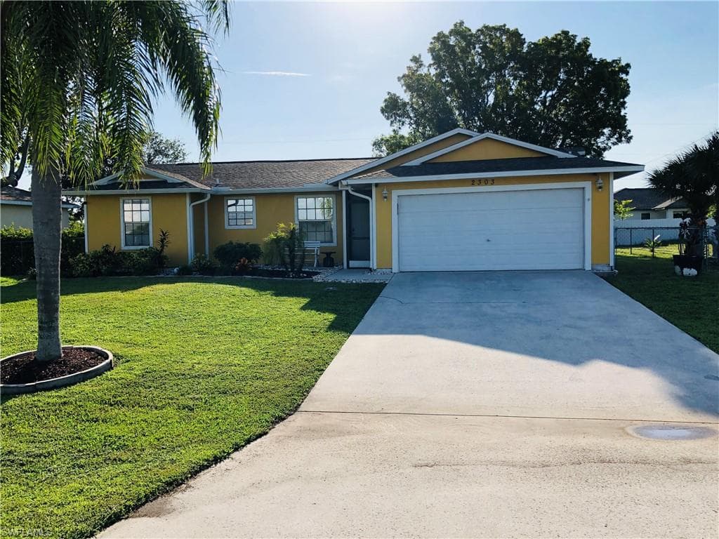 2303 NE 7th AVE CAPE CORAL, FL 33909