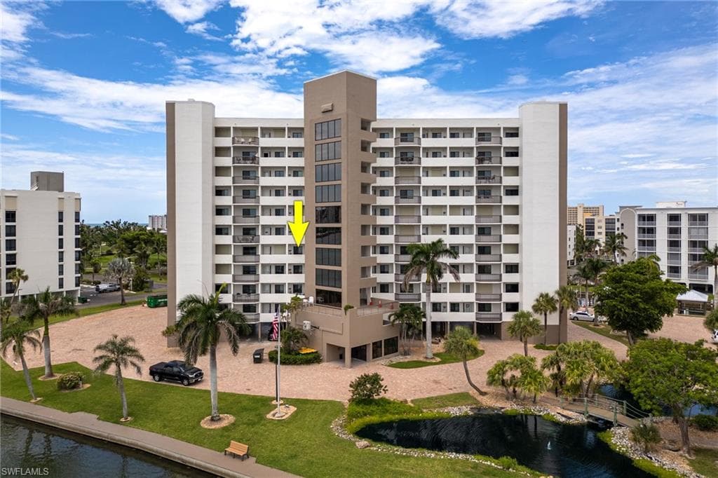 4263 Bay Beach LN 413 FORT MYERS BEACH, FL 33931