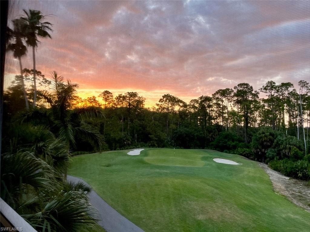 4863 Hampshire CT 4-202 NAPLES, FL 34112