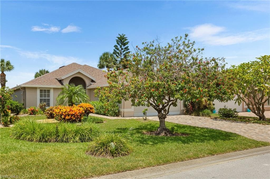 20710 Persimmon PL ESTERO, FL 33928
