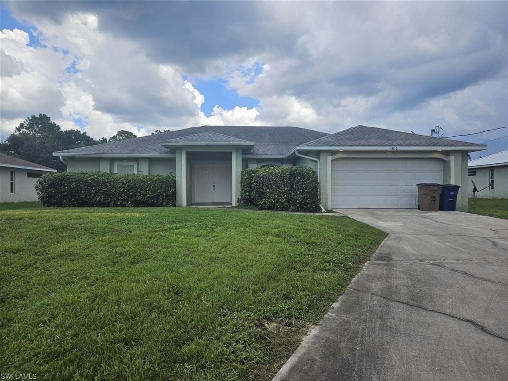 1816 Lockhaven CT LEHIGH ACRES, FL 33972