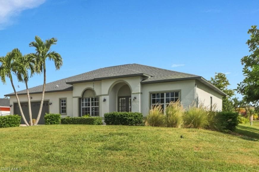1137 39th ST CAPE CORAL, FL 33914