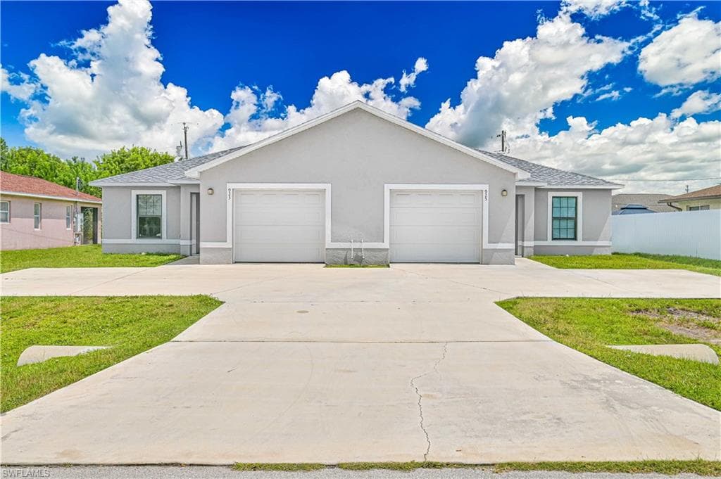 923 & 925 SE 13th TER CAPE CORAL, FL 33990