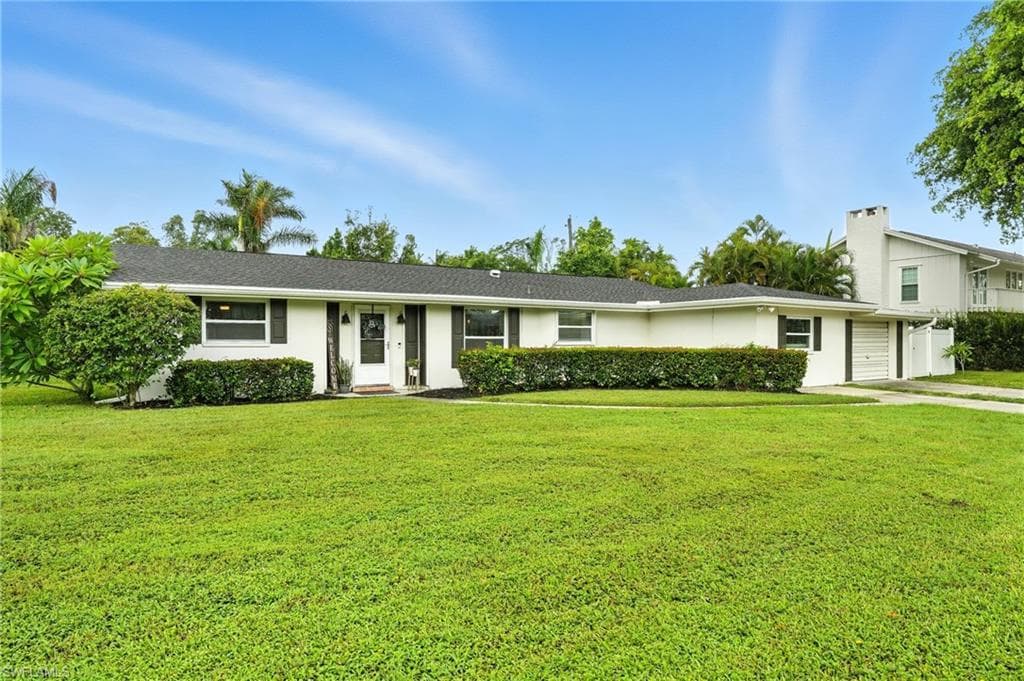 1250 Kasamada DR FORT MYERS, FL 33919