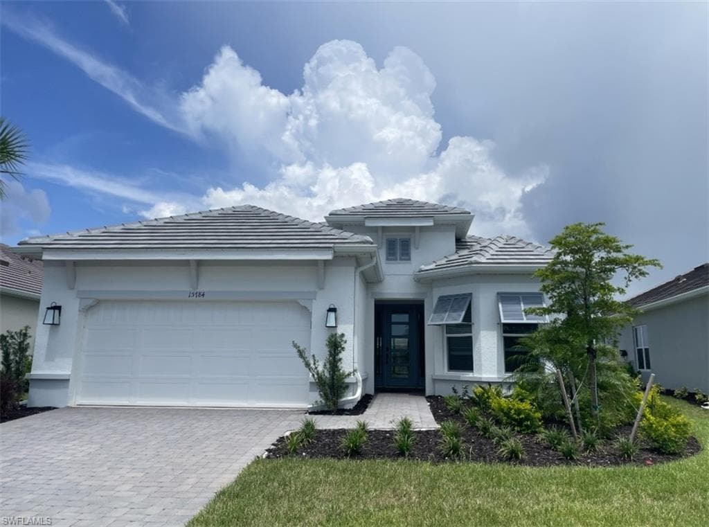 15784 Derna ST NAPLES, FL 34114