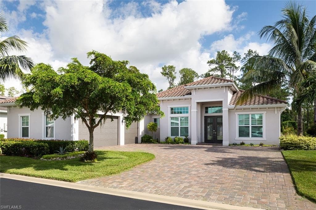 14611 Nicholas WAY NAPLES, FL 34109