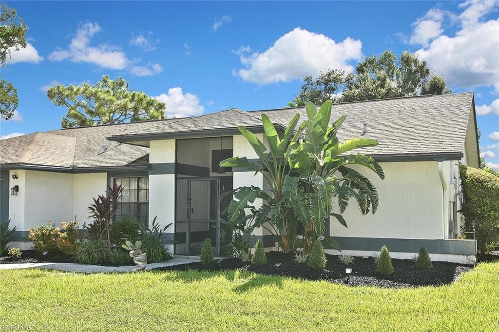 22607 Fountain Lakes BLVD ESTERO, FL 33928