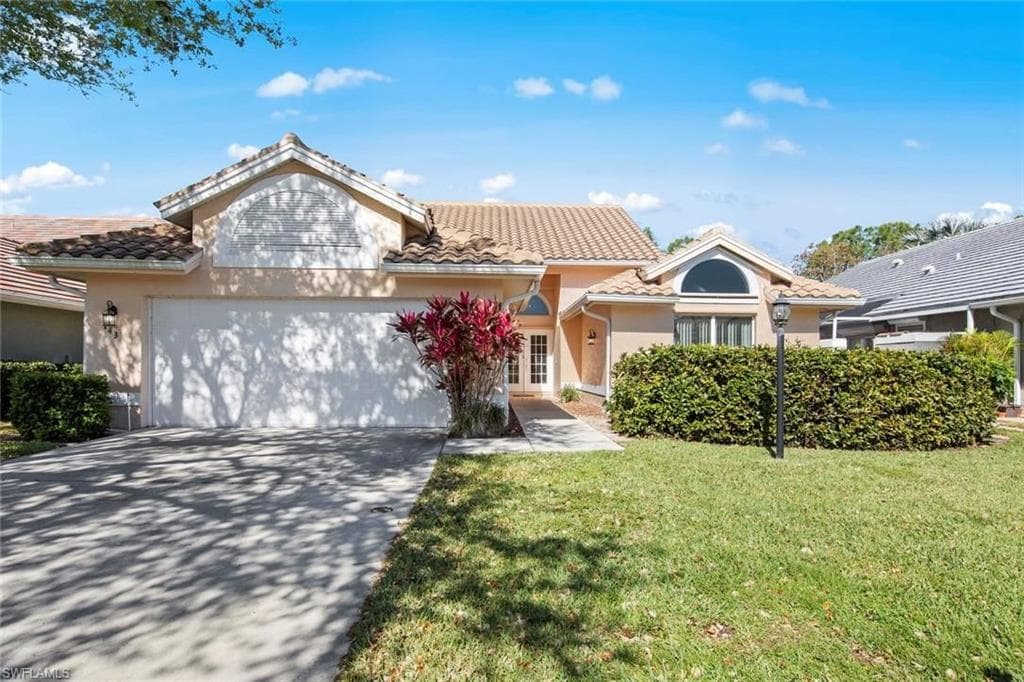 743 Provincetown DR NAPLES, FL 34104
