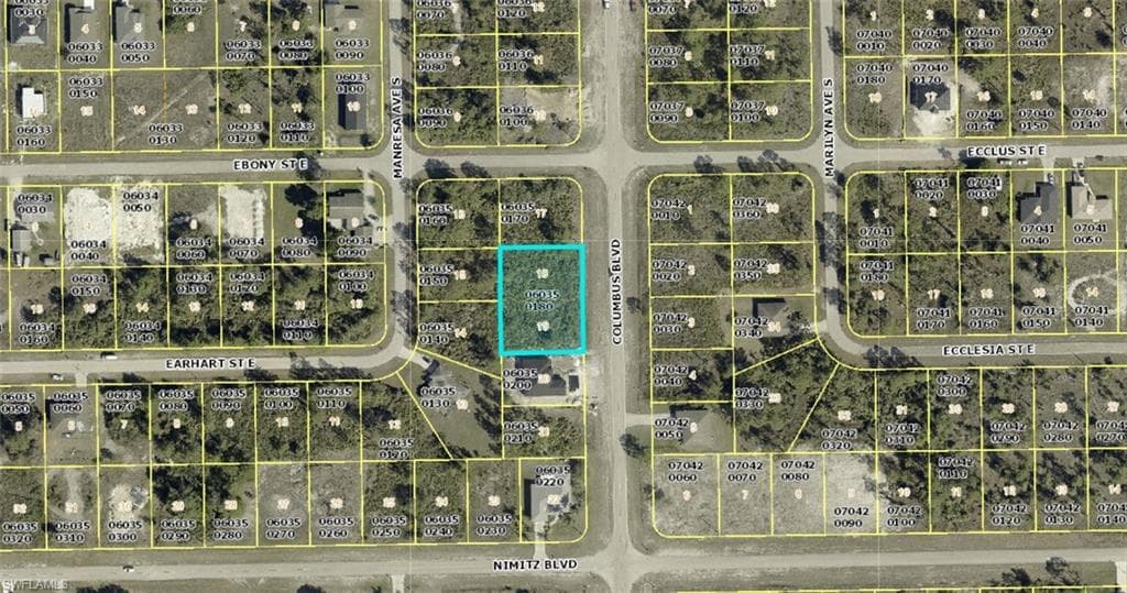 952 Columbus BLVD S LEHIGH ACRES, FL 33974