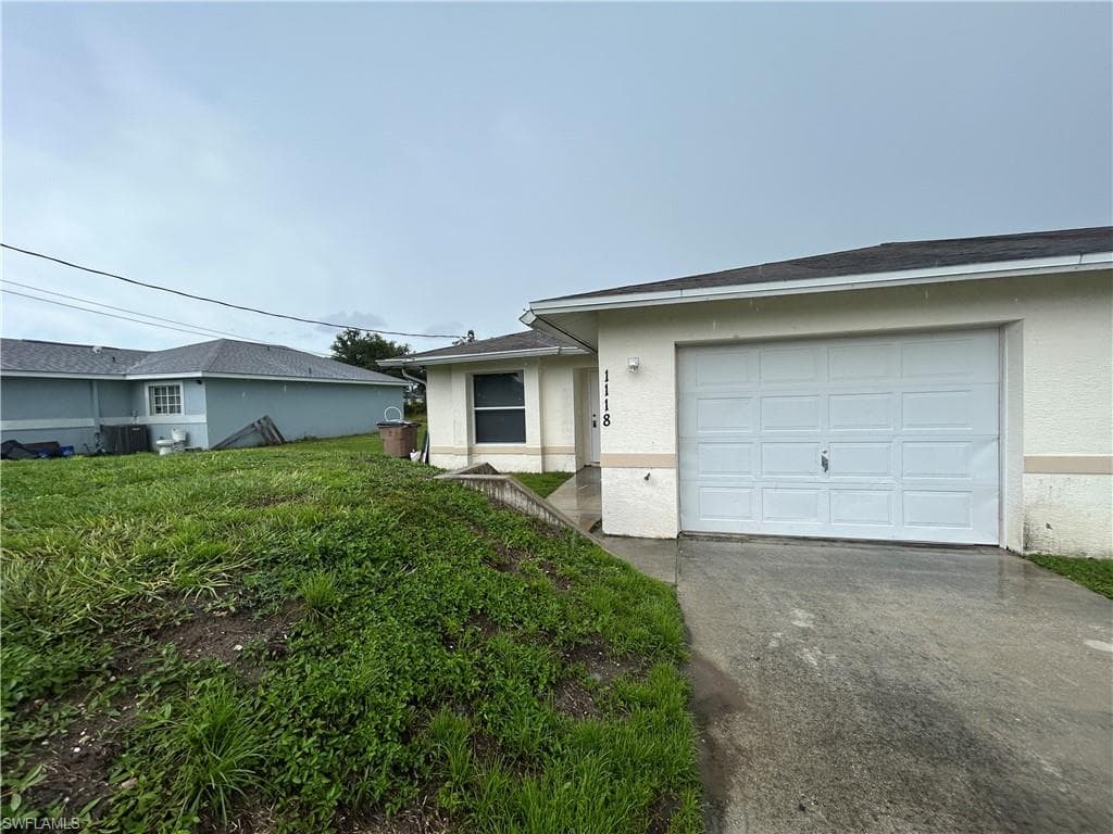 1116 Ichabod AVE LEHIGH ACRES, FL 33973