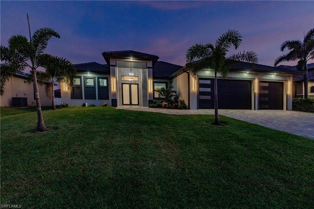 2806 SW 44th TER CAPE CORAL, FL 33914