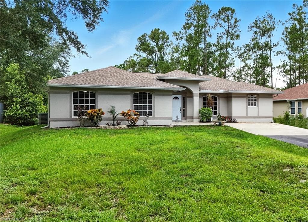 4108 4th AVE NE NAPLES, FL 34120