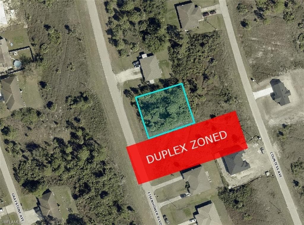 957/959 Eisenhower BLVD LEHIGH ACRES, FL 33974