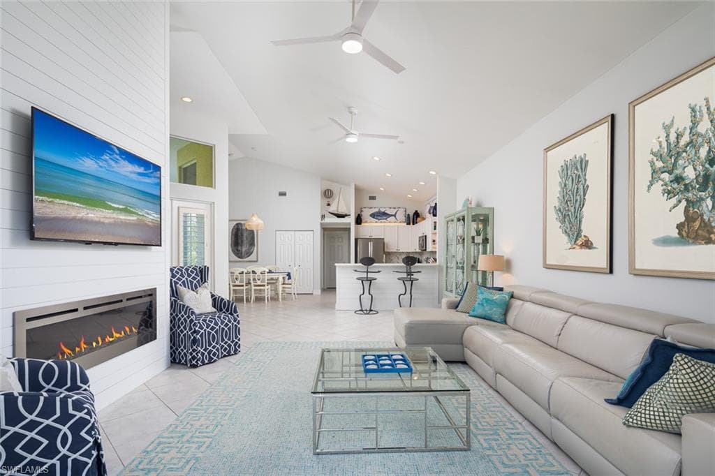 3308 Duchess DR NAPLES, FL 34112