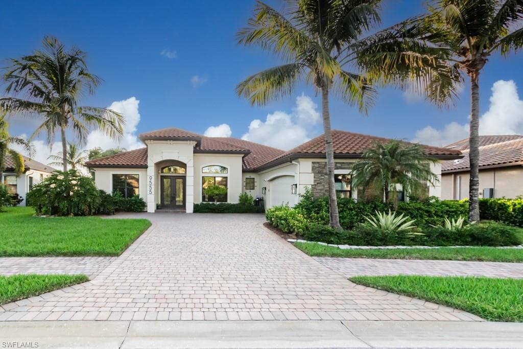 9555 Firenze CIR NAPLES, FL 34113