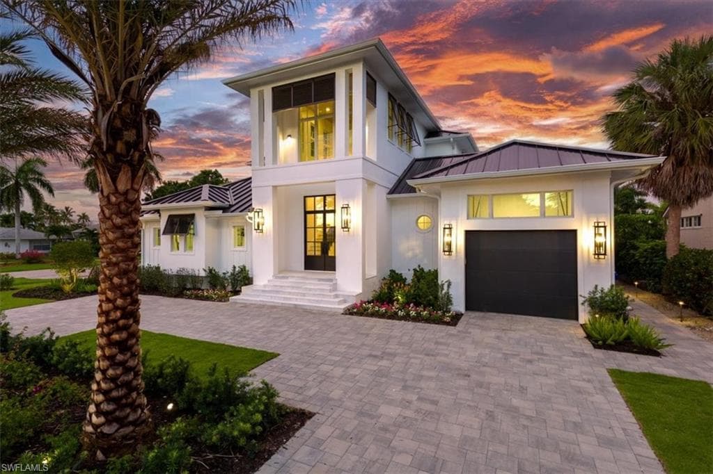 1645 Bonita CT NAPLES, FL 34102