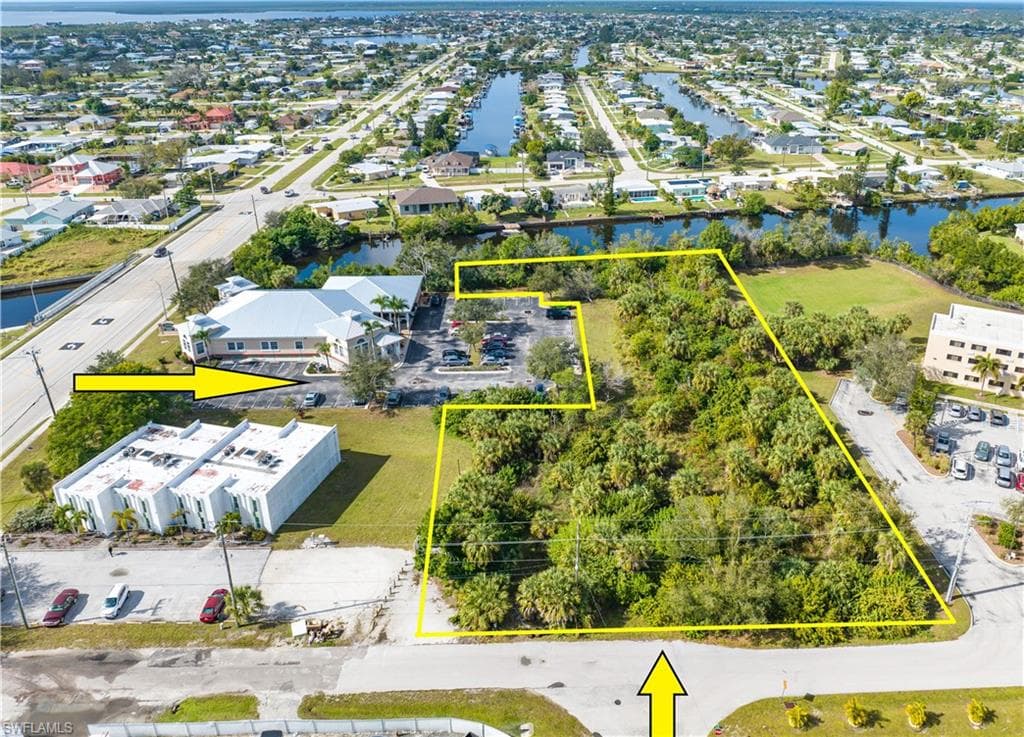 4445 Lister ST PORT CHARLOTTE, FL 33952