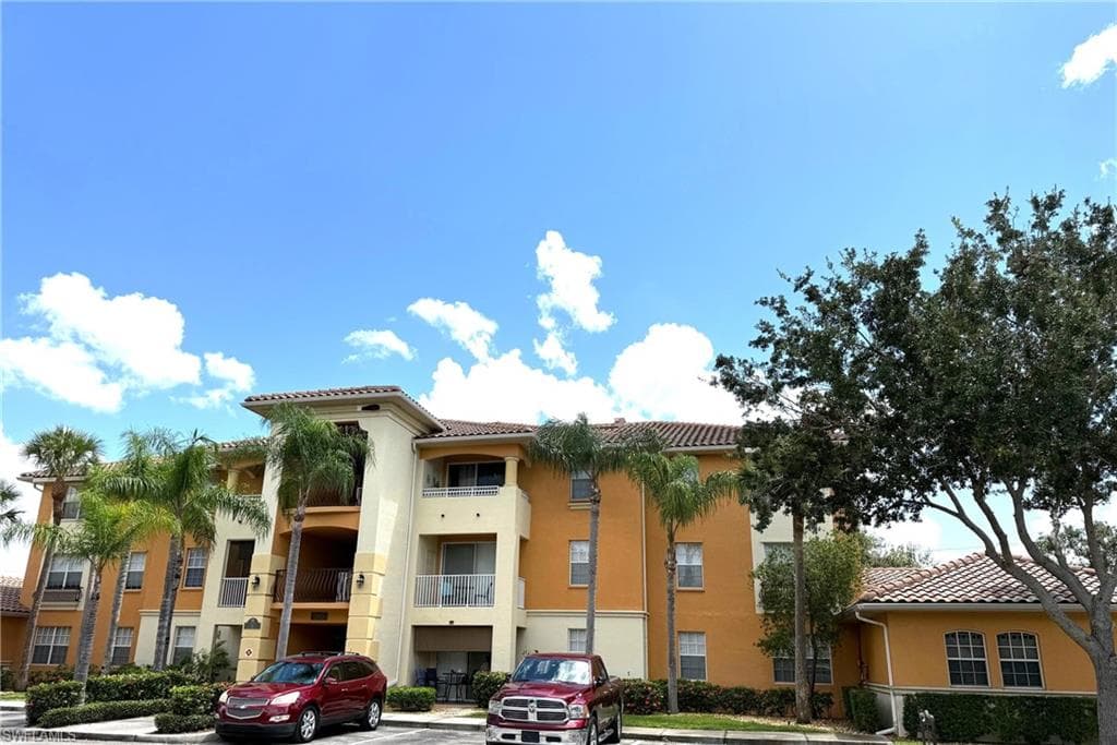 3973 Pomodoro CIR 204 CAPE CORAL, FL 33909