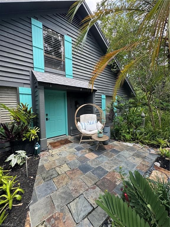 1269 Solana RD E3 NAPLES, FL 34103