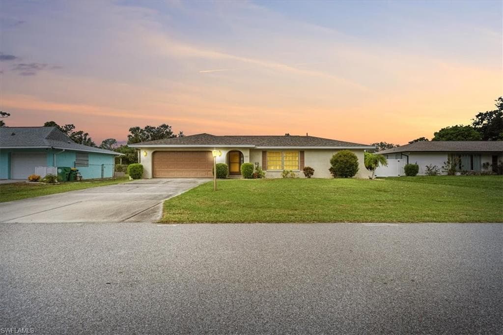 2325 Linton LN PORT CHARLOTTE, FL 33952