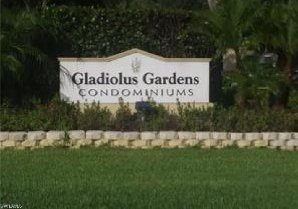 8148 Country RD 106 FORT MYERS, FL 33919