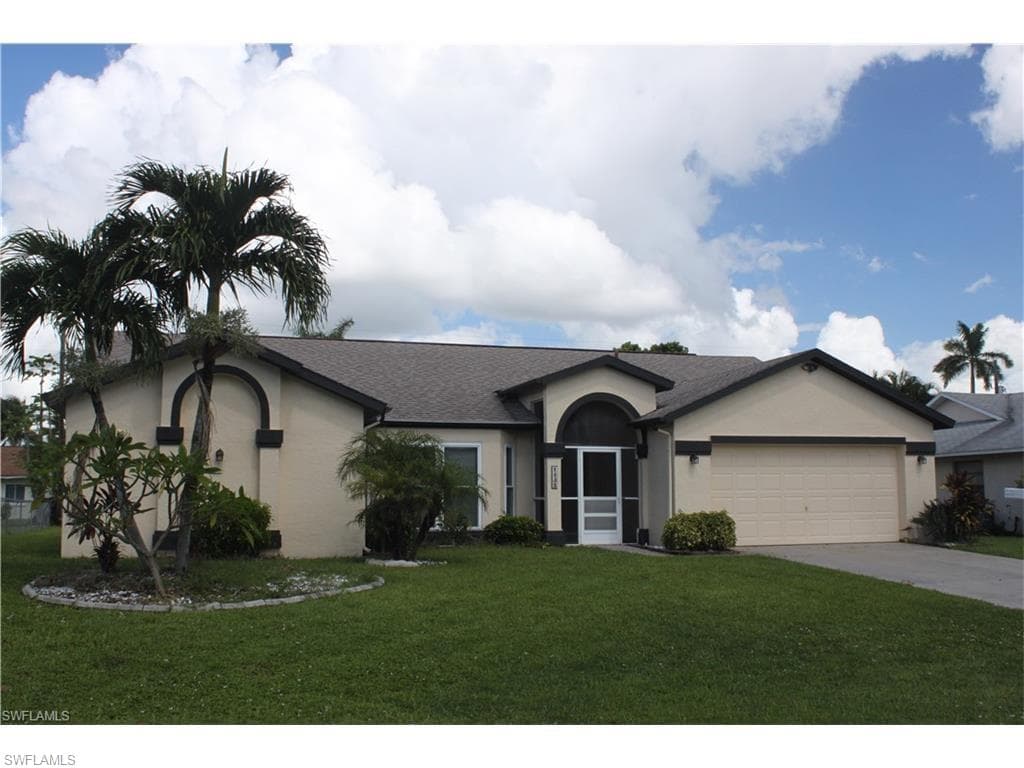 1435 SE 33rd ST CAPE CORAL, FL 33904