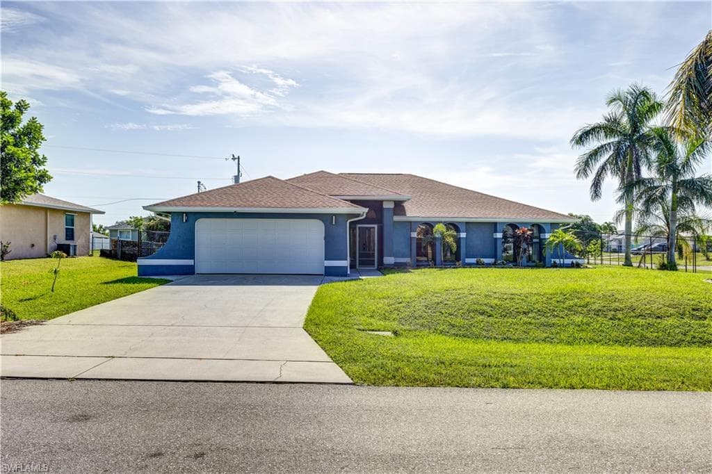 3013 SW 2nd AVE CAPE CORAL, FL 33914