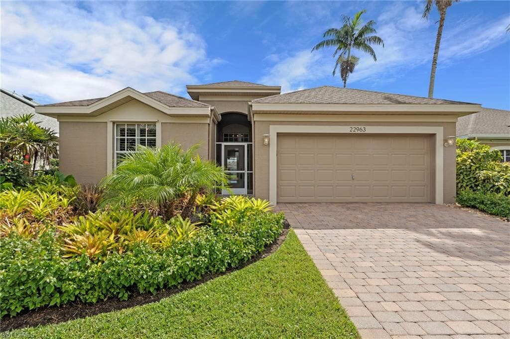 22963 Forest Ridge DR ESTERO, FL 33928
