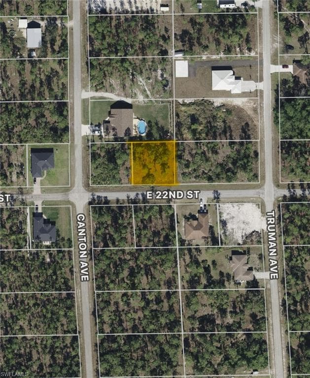 3203 22nd ST ALVA, FL 33920