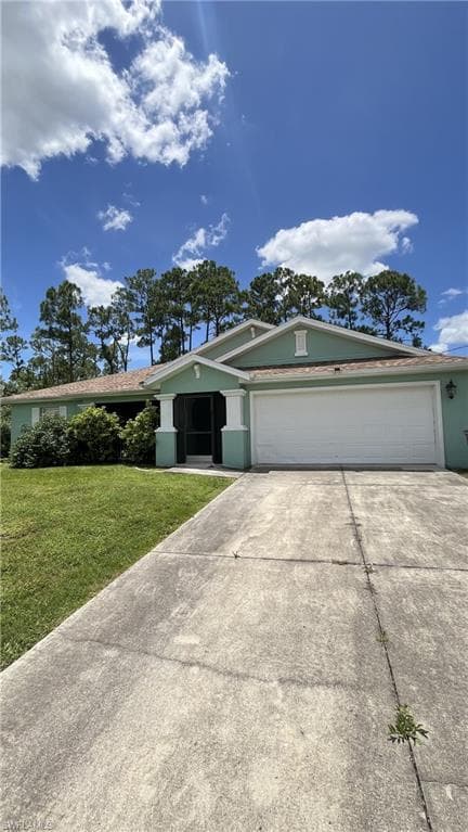 2911 Elaine AVE N LEHIGH ACRES, FL 33971