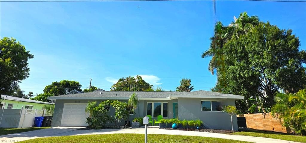 1718 Hill AVE FORT MYERS, FL 33901