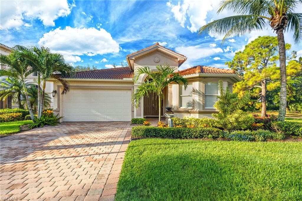 9101 Spanish Moss WAY BONITA SPRINGS, FL 34135