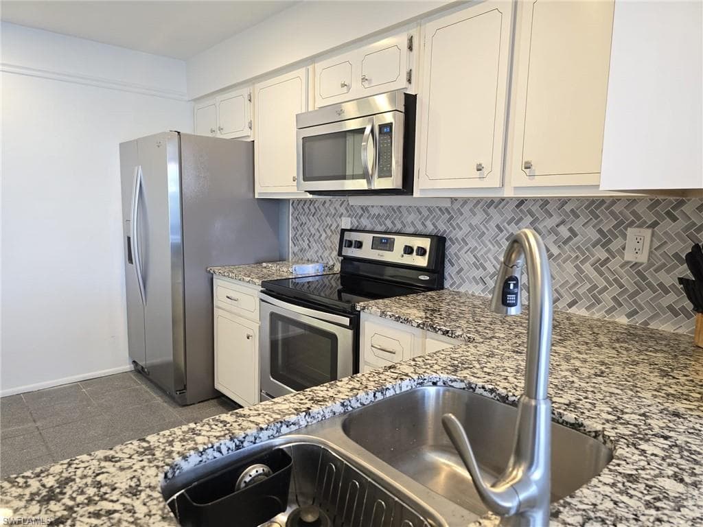 13511 Stratford Place CIR 202 FORT MYERS, FL 33919