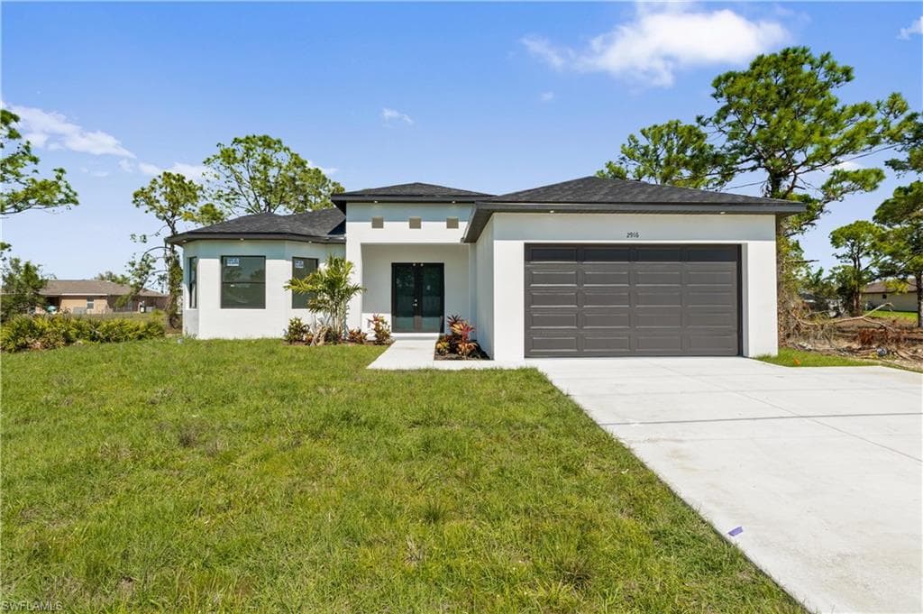 2916 30th ST SW LEHIGH ACRES, FL 33976