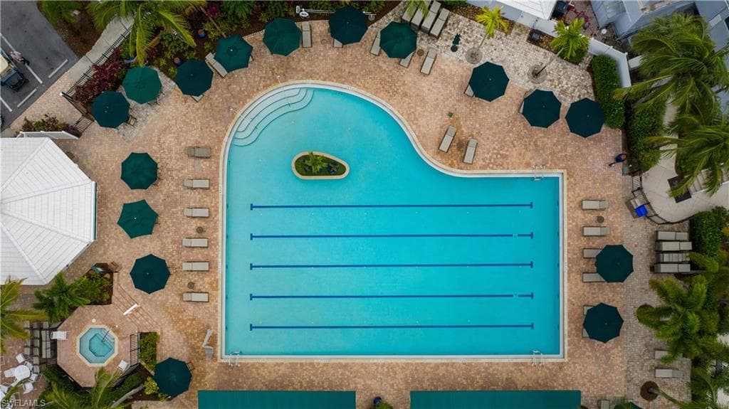 1046 Silverstrand DR NAPLES, FL 34110