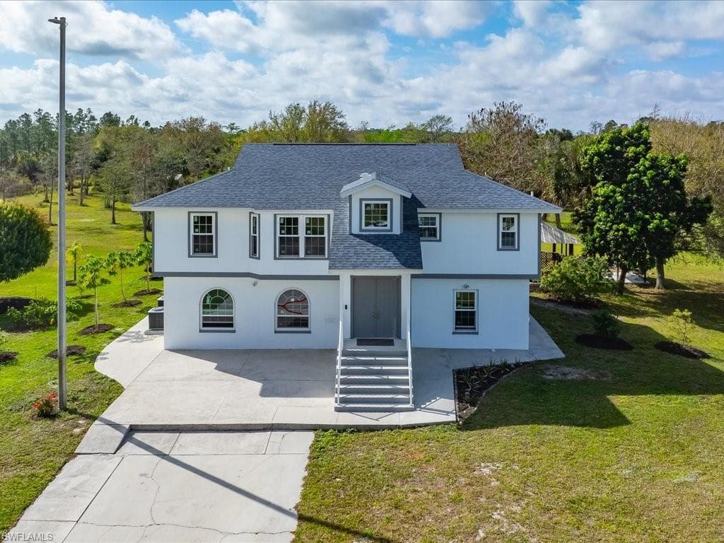 220 39th AVE NW NAPLES, FL 34120