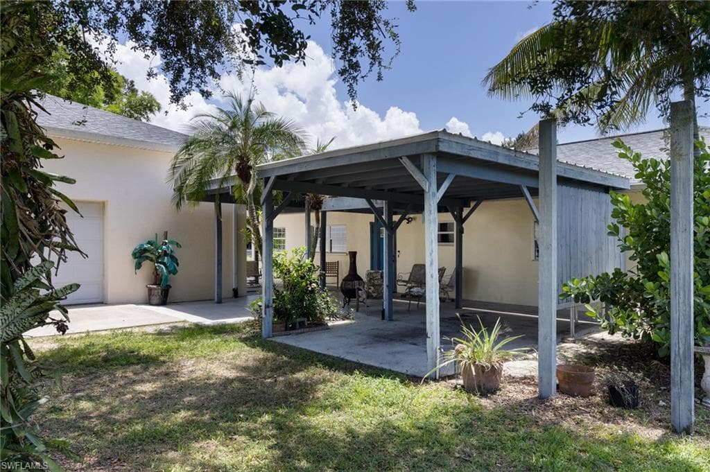 4301 Pine RD FORT MYERS, FL 33908