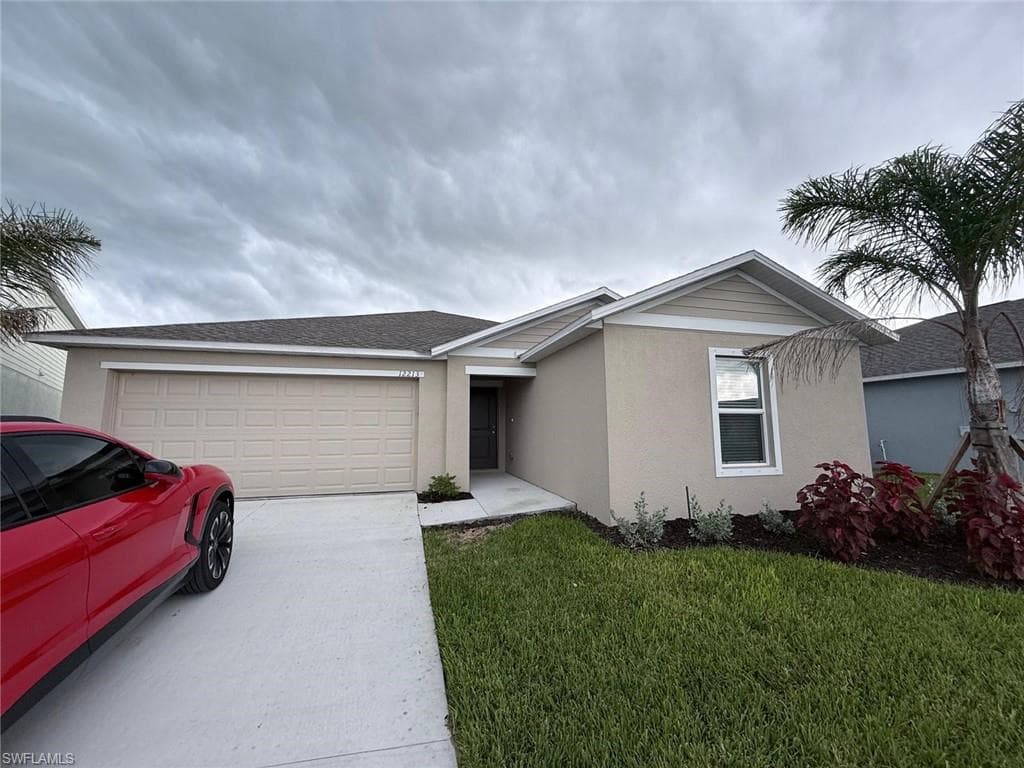 12213 Sydney CT LEHIGH ACRES, FL 33974
