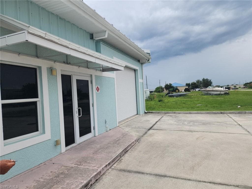 1007 NE 7th TER CAPE CORAL, FL 33909