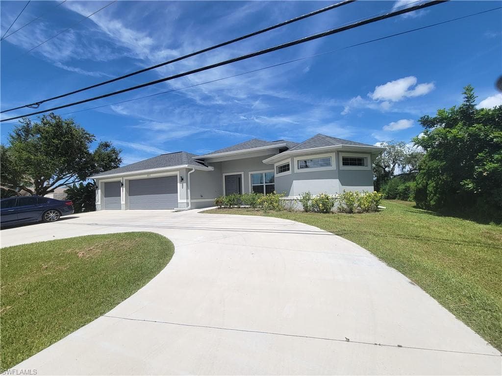 4012 Country Club BLVD CAPE CORAL, FL 33904